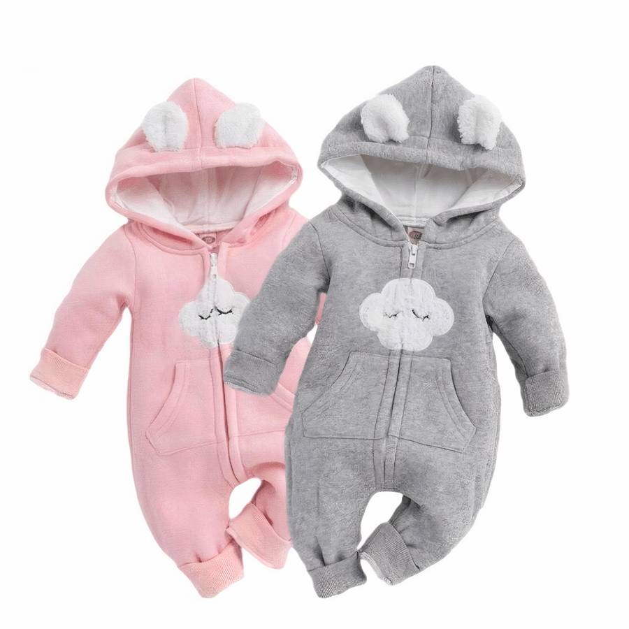 Grenouillère à capuche pour bébé