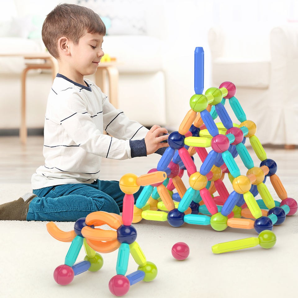 Jeu de construction magnétique pour enfant