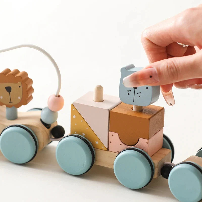 Petit train en bois animaux