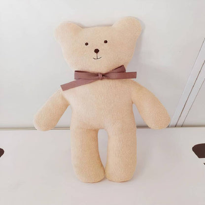 Mignon ourson en peluche pour bébé