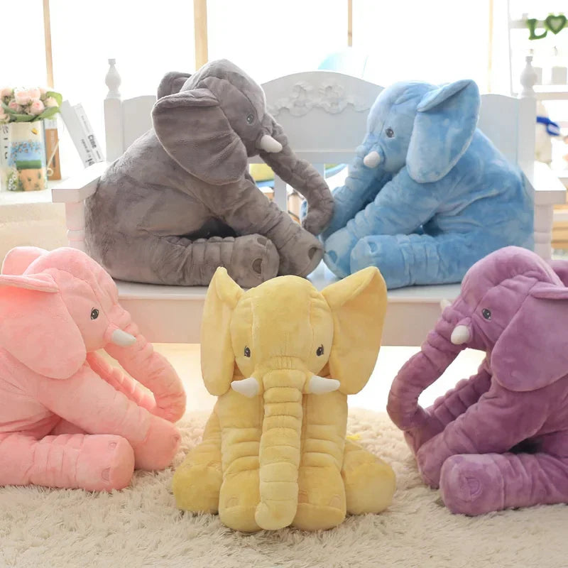 Éléphant en peluche doux et confortable