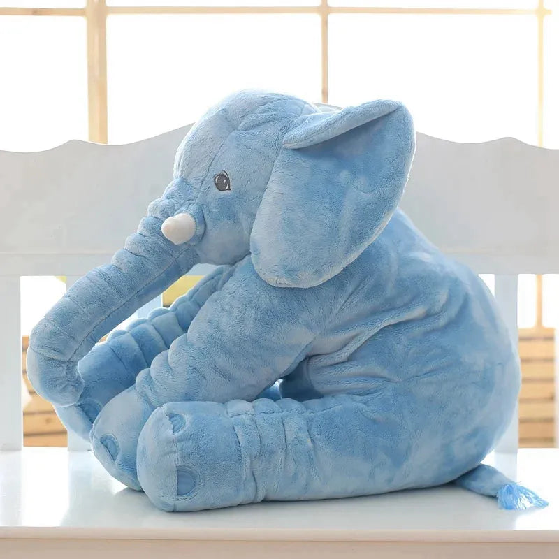 Éléphant en peluche doux et confortable