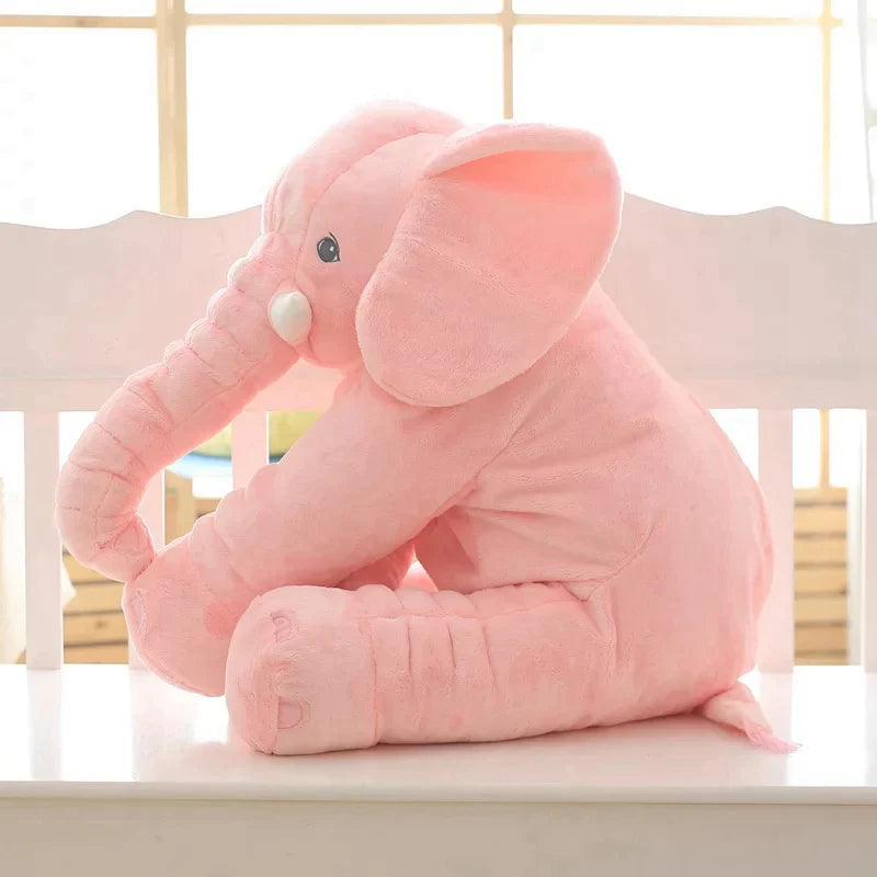 Éléphant en peluche doux et confortable