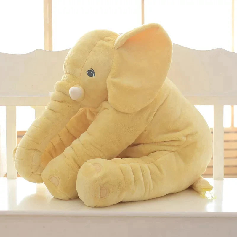 Éléphant en peluche doux et confortable