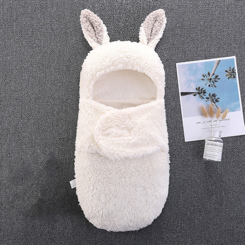 Nid d'ange lapin doux et chaud pour bébé